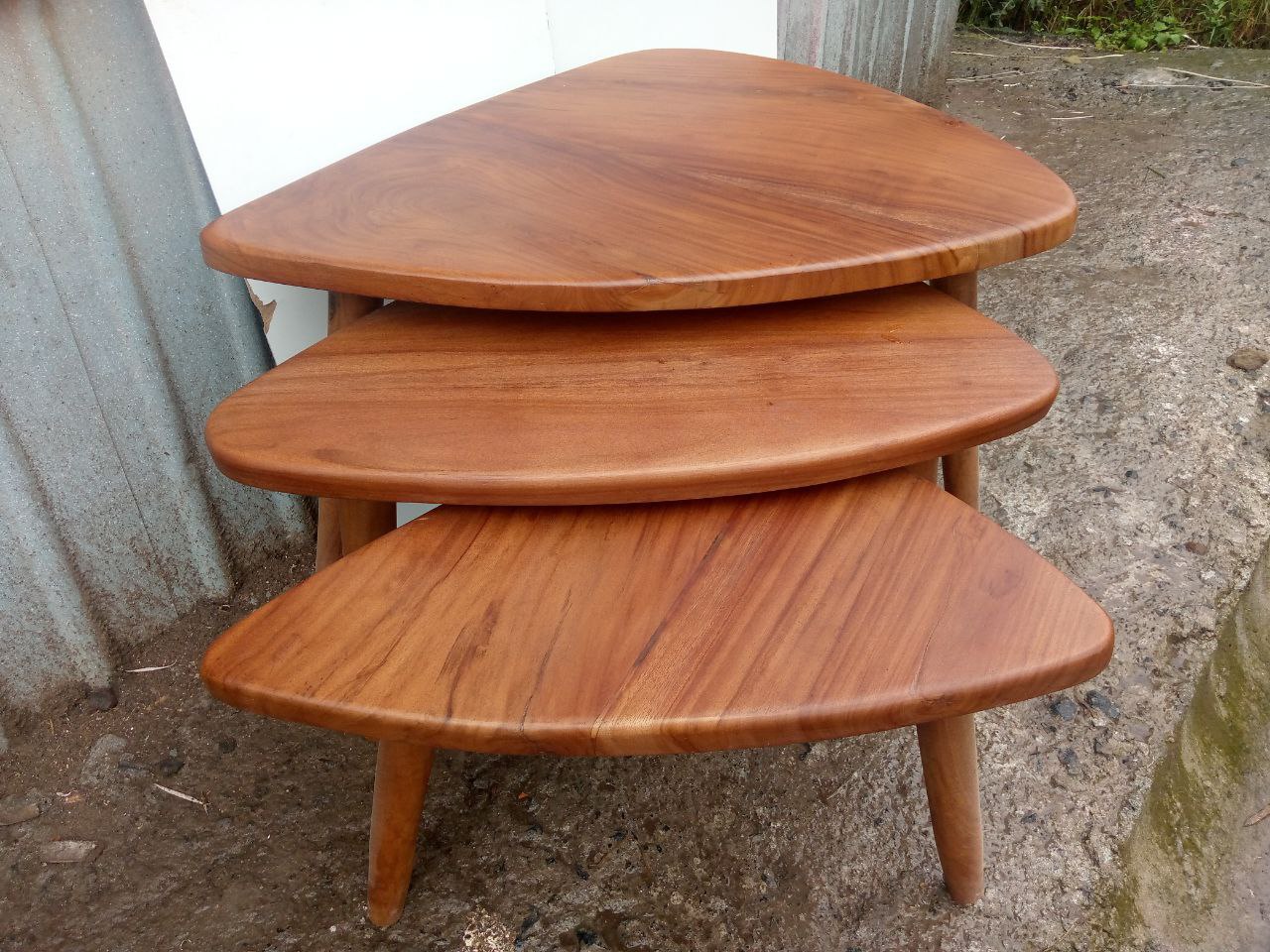 Nesting table 1