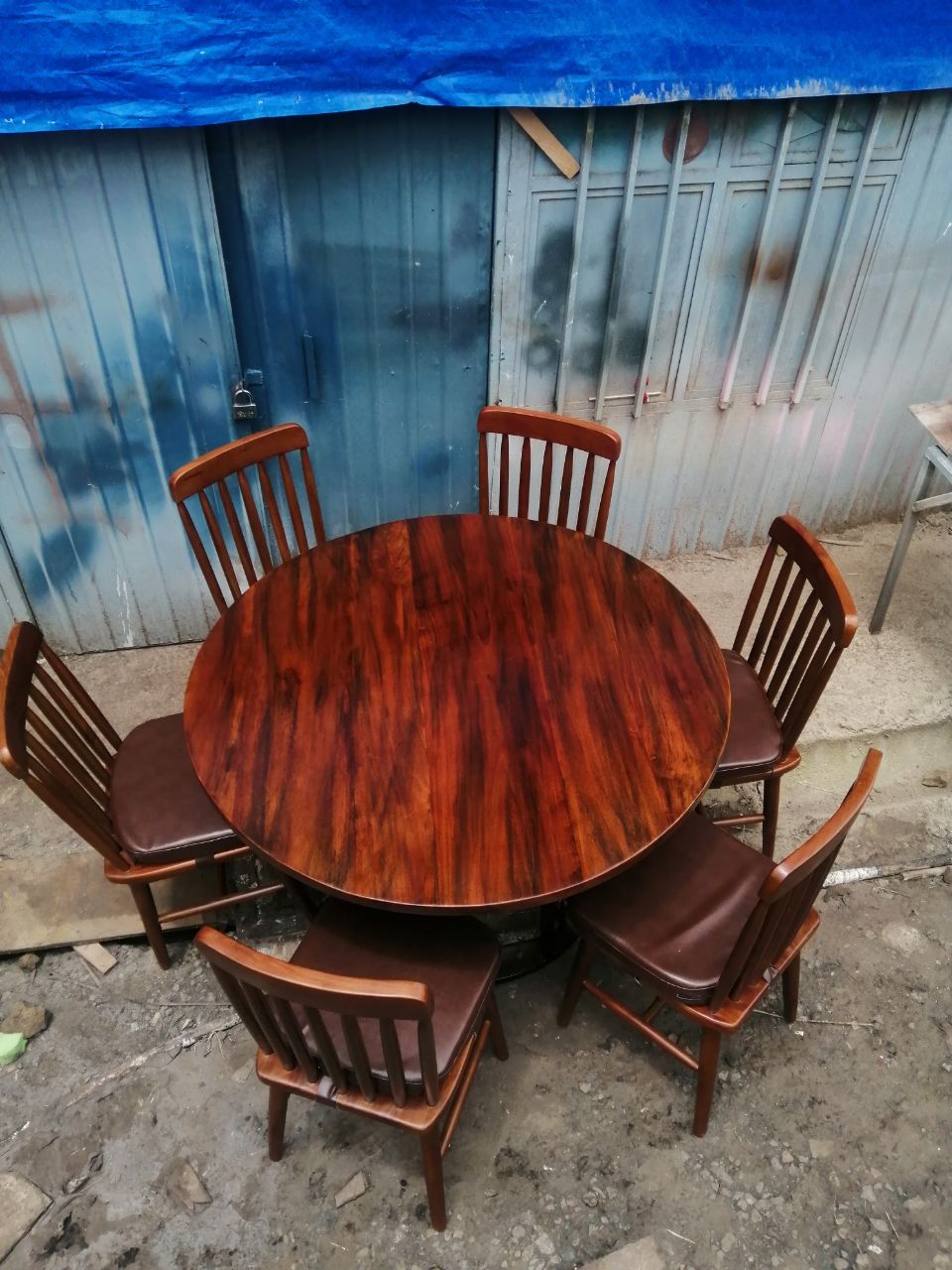 Dining 3