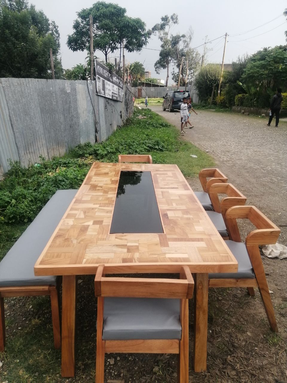 Dining 4