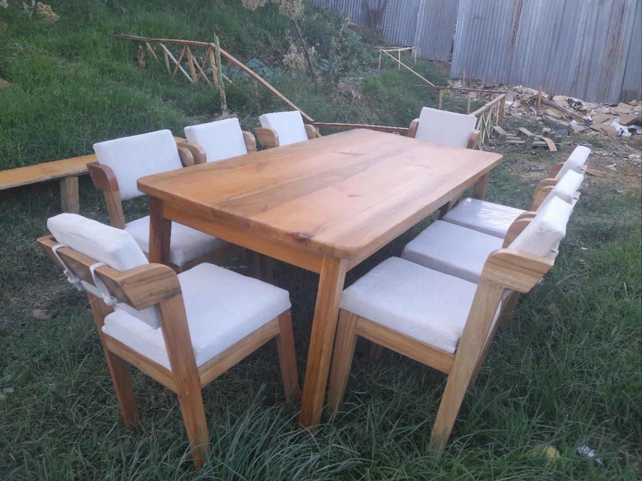 Dining 7